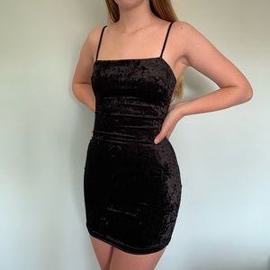 Lulus Black Velvet Mini-dress S
